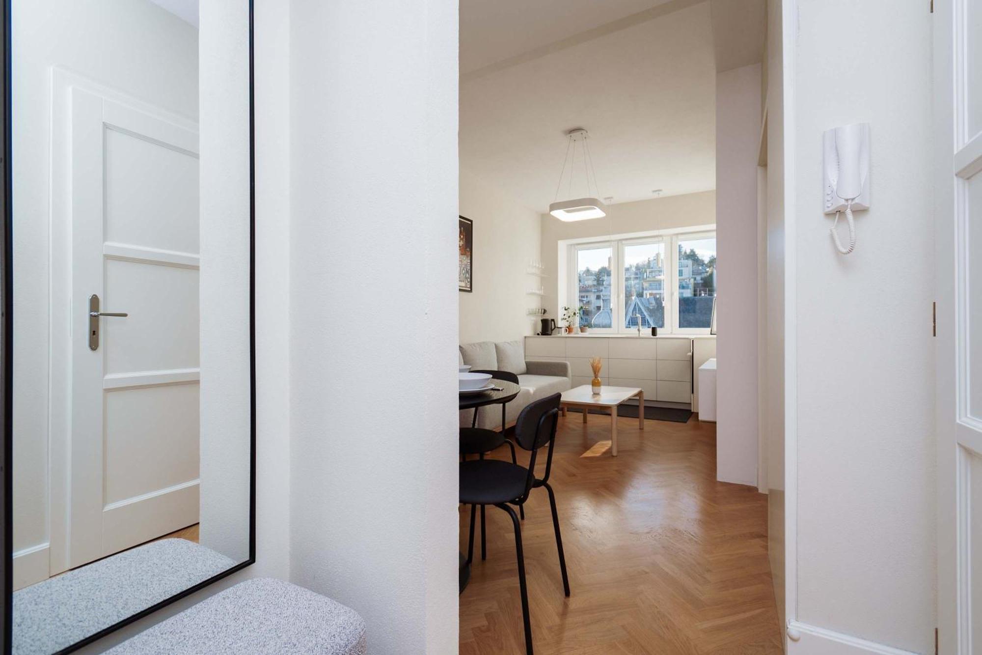 Apartmán Old Town Velvet Retreat - Style And Comfort *