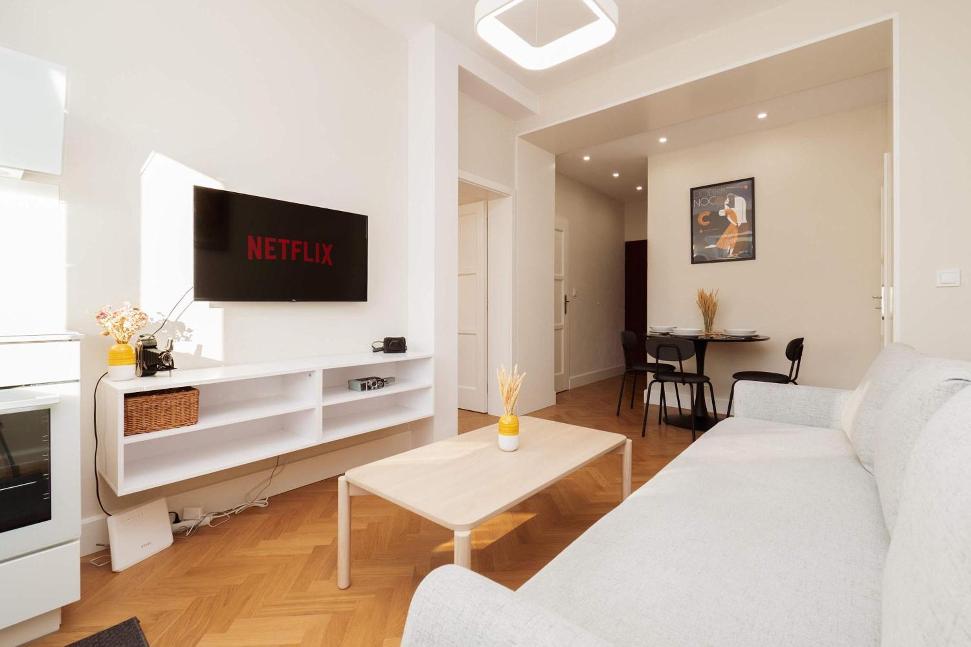 Old Town Velvet Retreat - Style And Comfort Apartmán