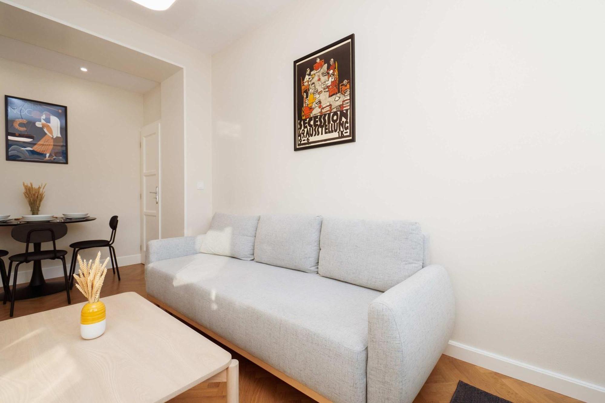 Old Town Velvet Retreat - Style And Comfort Bratislava