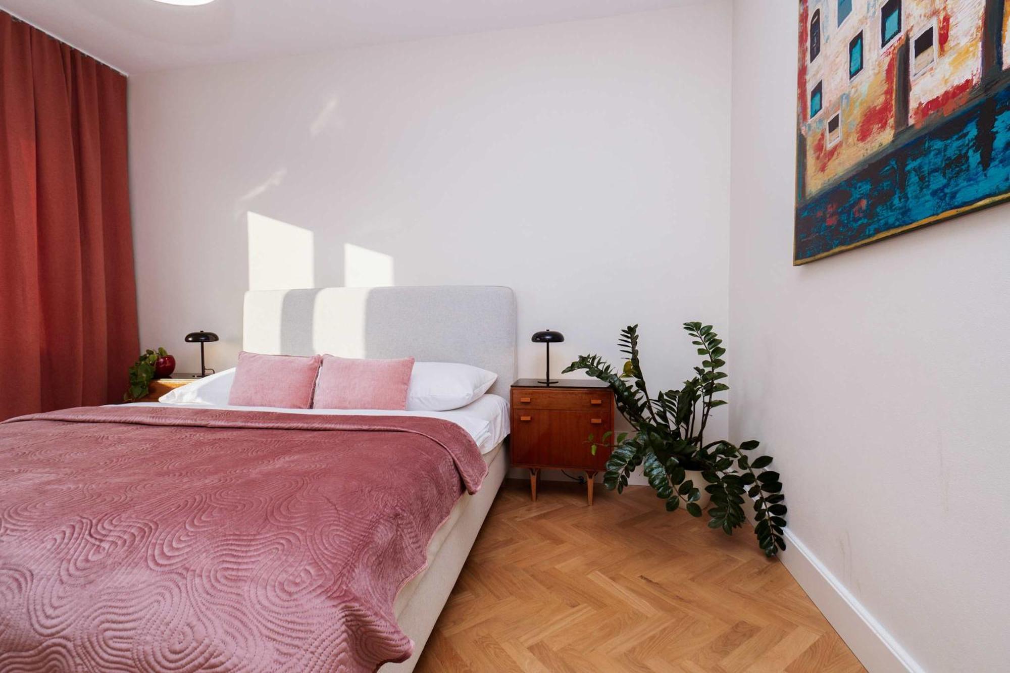 Old Town Velvet Retreat - Style And Comfort * Bratislava